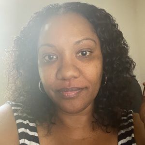 Meet your Posher, Nikki